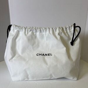 CHANEL White Dust Bag with Black Drawstring